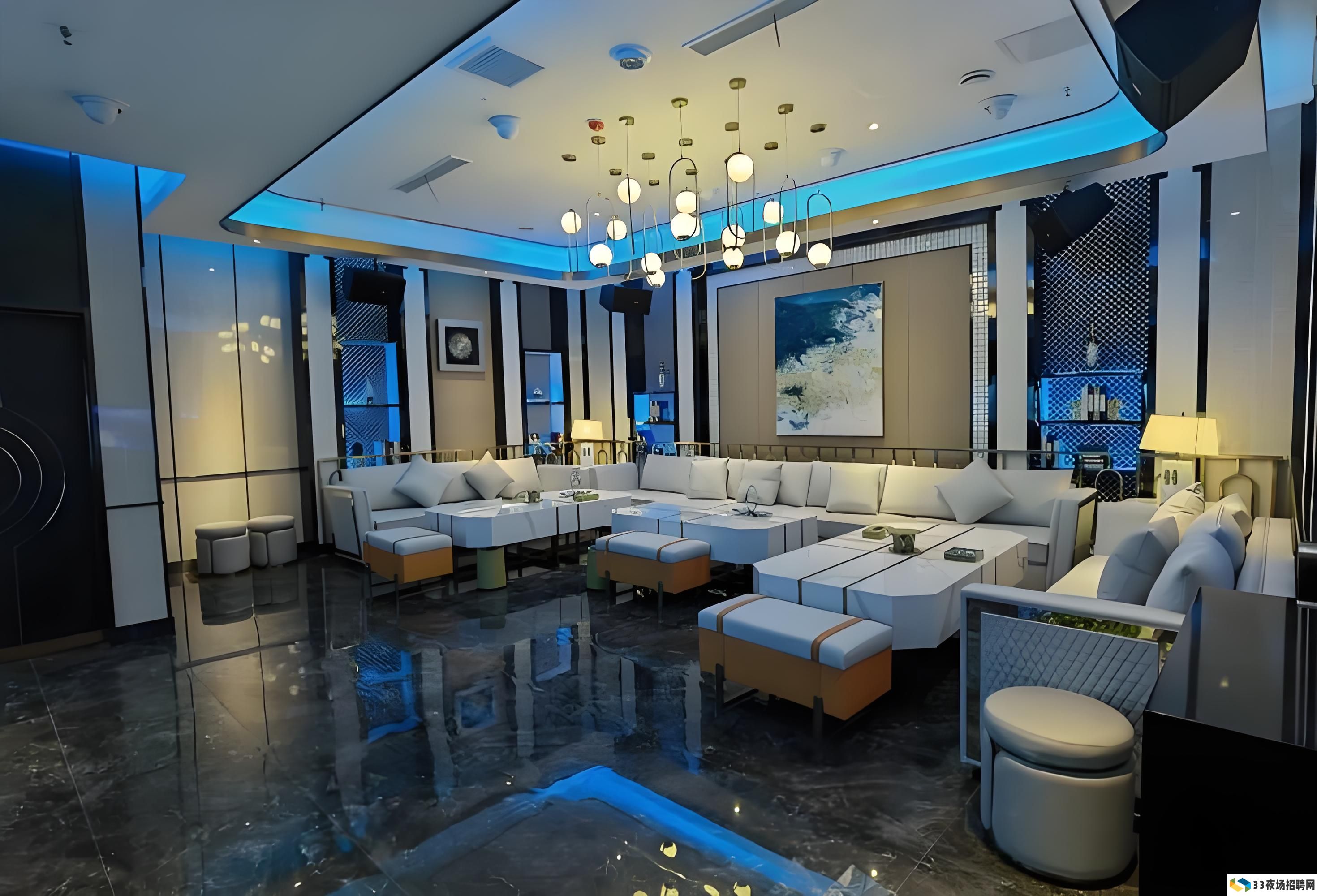 郑州高新区潮流酒吧与KTV消费趋势：年轻人的夜生活新风尚